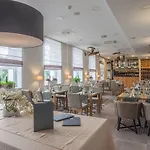 Pod Lipou Hotel