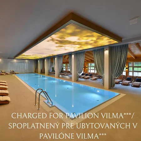 Pod Lipou Hotel