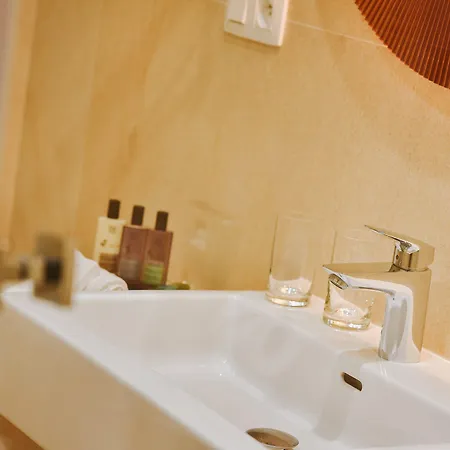 Pod Lipou Hotel
