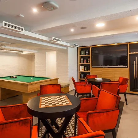 Pod Lipou Hotel 4*